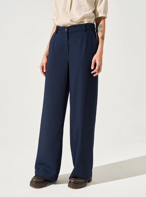 Maxi pants